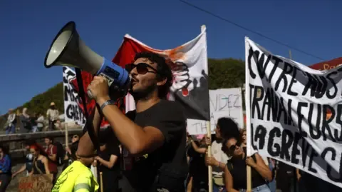 Nationwide Protests Begin In Response to Budget Slashing