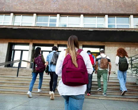 While Teen Boys Shift Right, the Emergence of the 'New Chill Girl' Trend Grows Visible